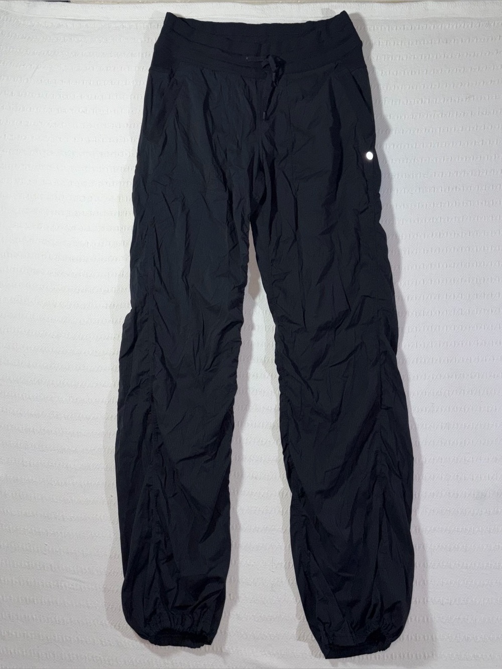 Lululemon Womens Studio Mid Rise Relaxed Pants Size 8 Black Dance Lounge Travel